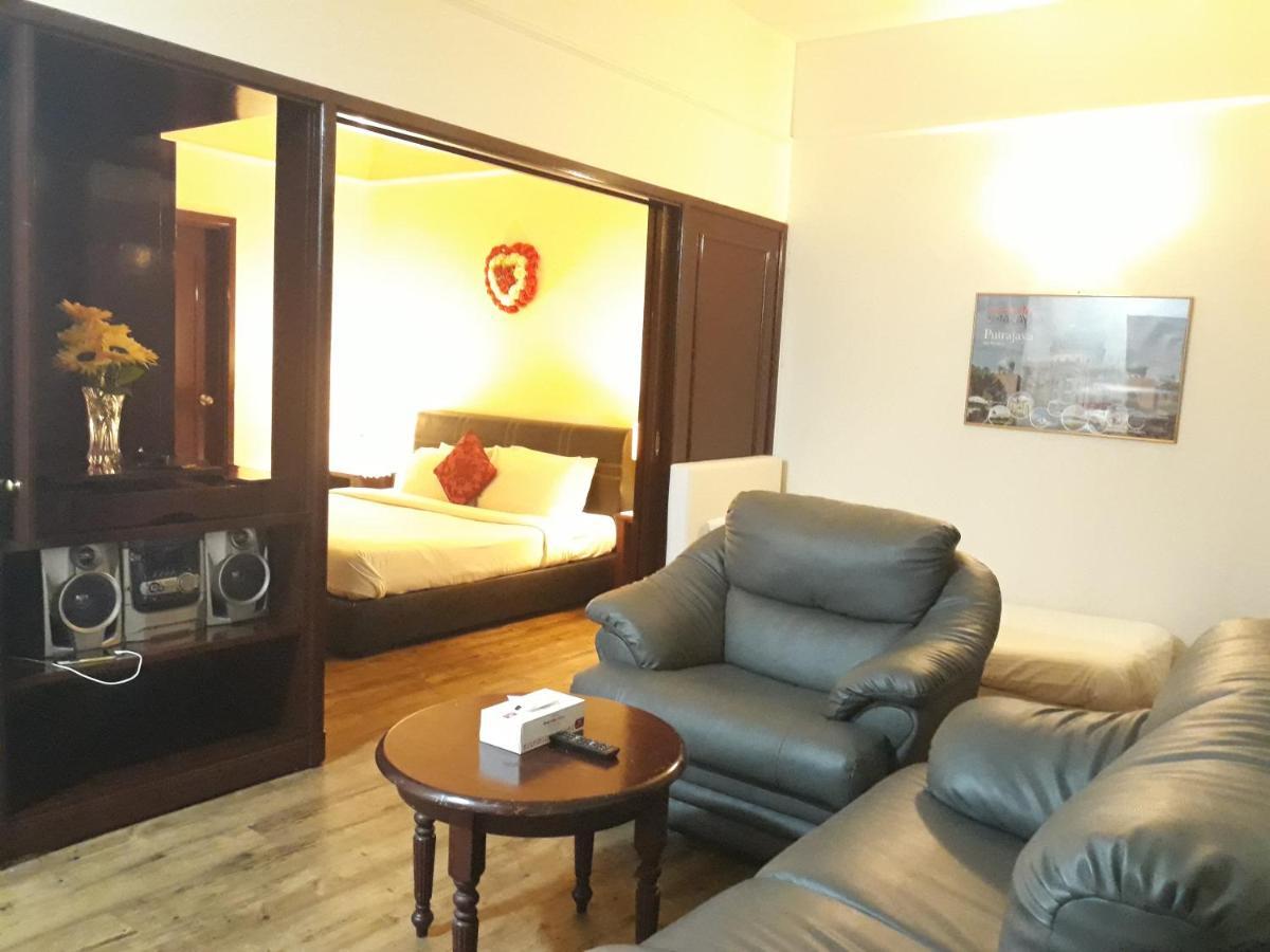 Residence Suite At Berjaya Times Square Kl Kuala Lumpur Exterior foto