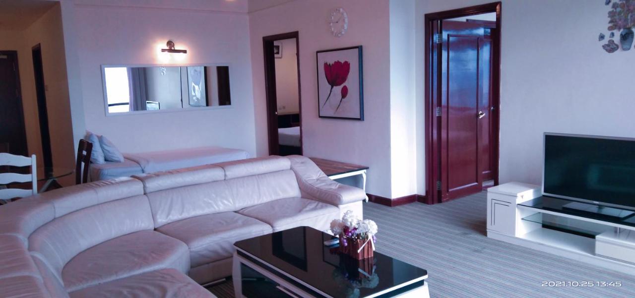 Residence Suite At Berjaya Times Square Kl Kuala Lumpur Exterior foto